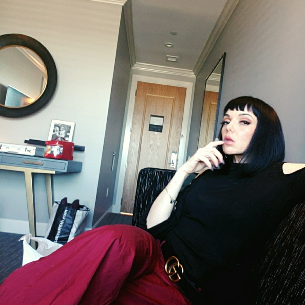 Meet your Posher, Nadia